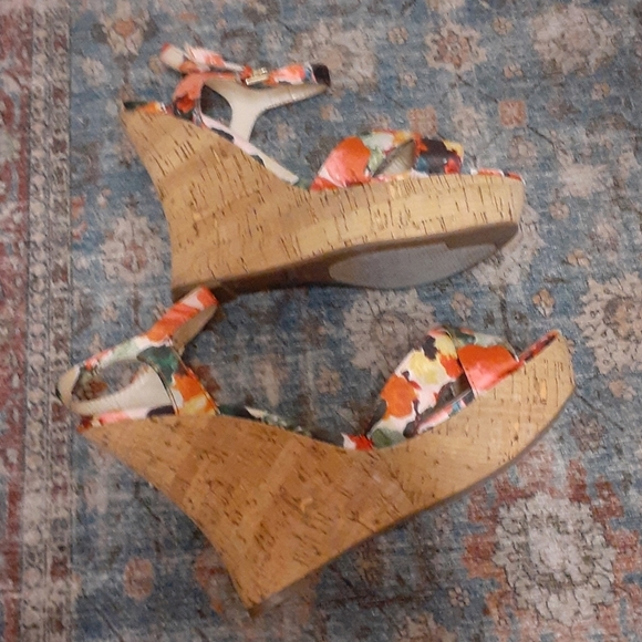 Guess wedges - Picture 6 of 8